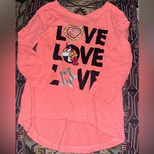 Size 4/5 long sleeve girls t with criss cross in the back